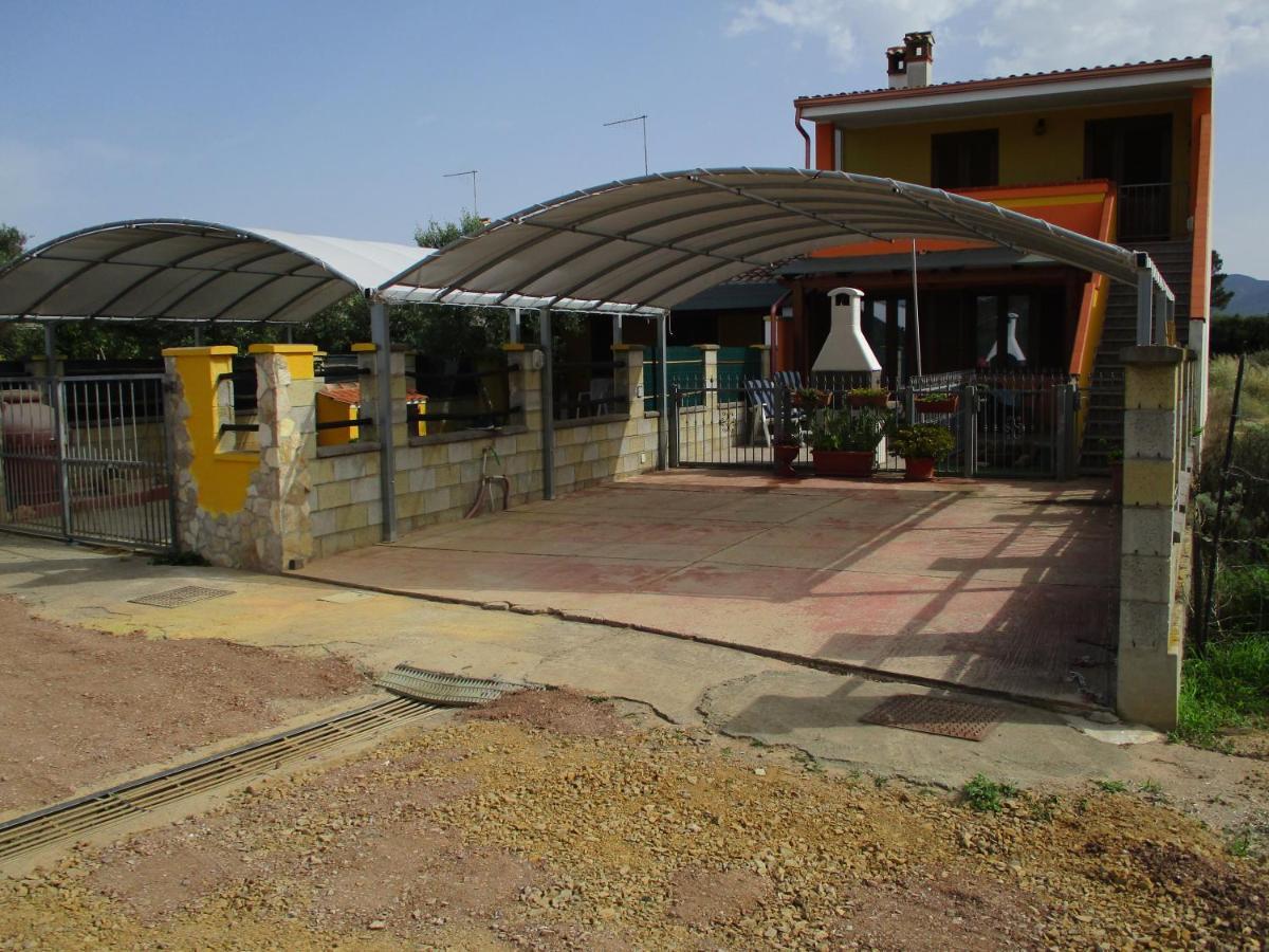 Solemare Sud Sardegna Vila SantʼAnna Arresi Exterior foto